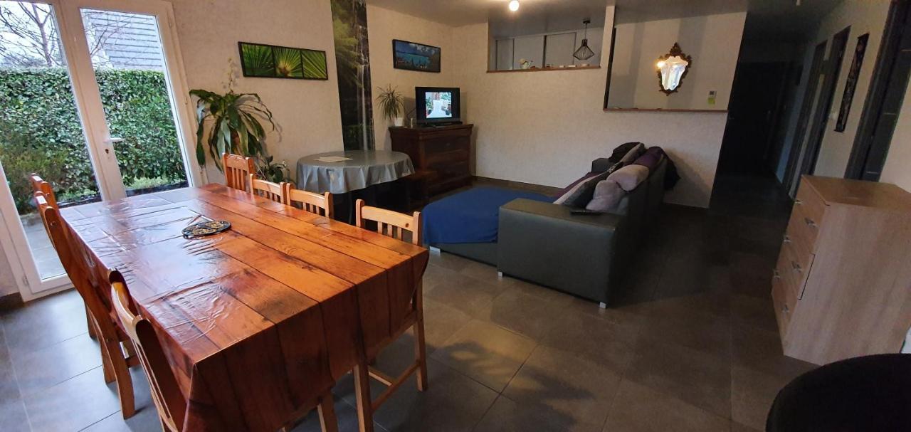 1 Chambre avec bureau et cuisine Montfaucon Montfaucon  Extérieur photo